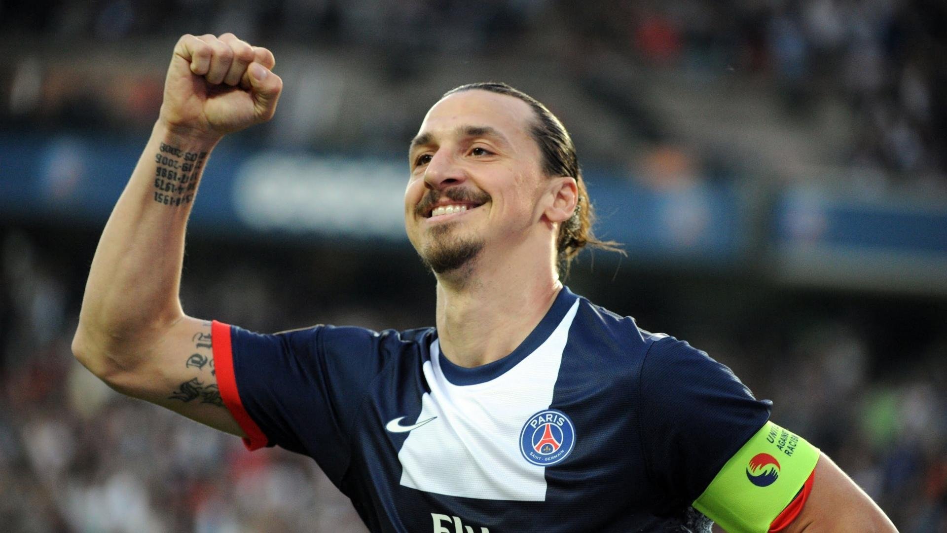 哈兰德与队友间的默契配合正在被写入球队进攻手册,哈兰德 过人